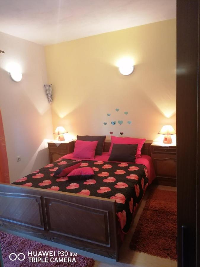 Apartmani Zute Račišće Extérieur photo